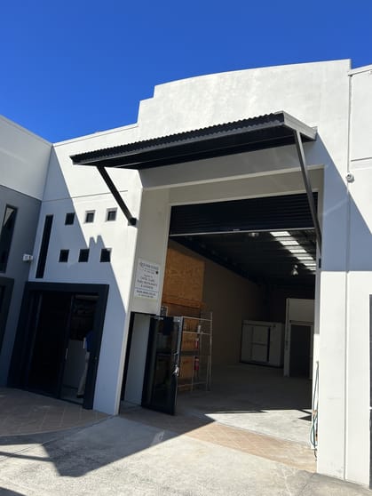 Click to view all images 6/11 Crown Court Varsity Lakes QLD 4227 - Image 3