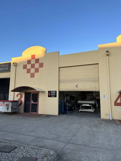 Click to view all images 4/17 Pinacle Street Brendale QLD 4500 - Image 3