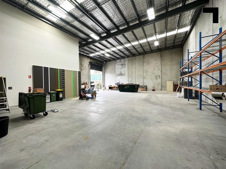 Click to view all images 7/99-101 Western Avenue Tullamarine VIC 3043 - Image 2