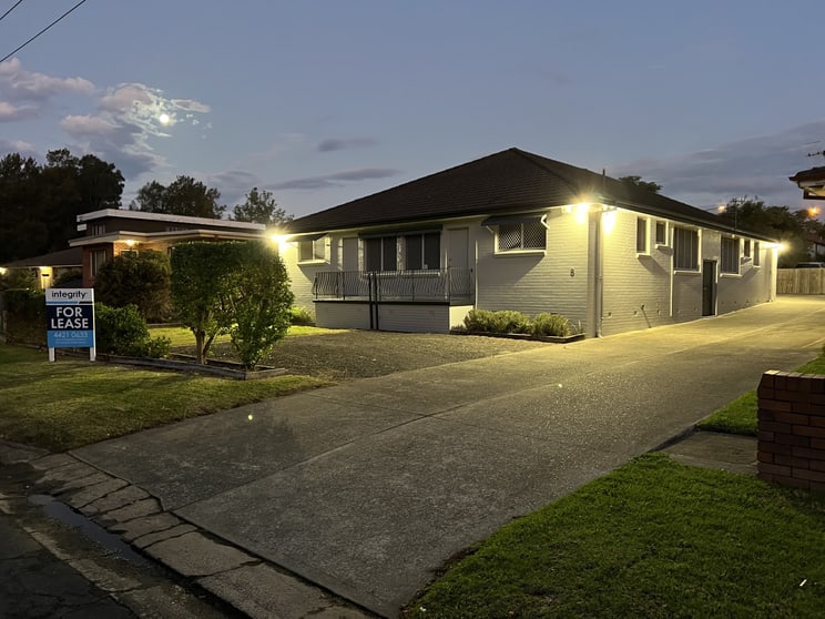 Click to view all images 8 McGrath Avenue Nowra NSW 2541 - Image 1