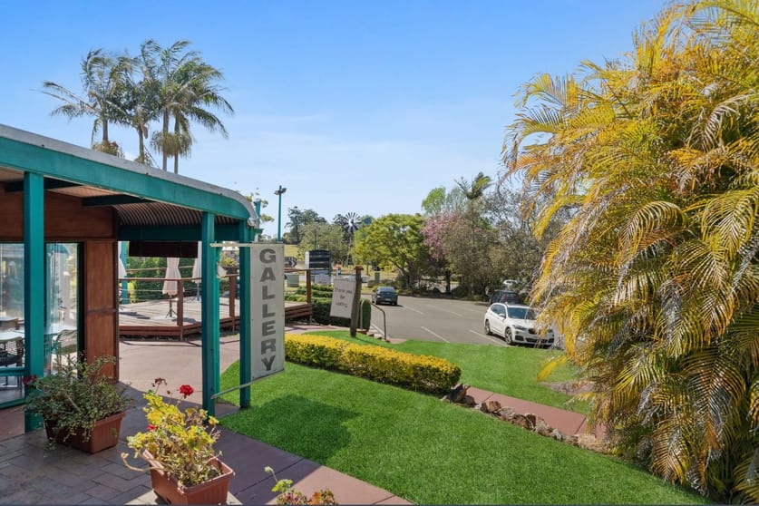 Click to view all images 1/3 Panorama Place Maleny QLD 4552 - Image 2