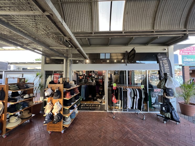 Click to view all images Shop 8/450 The Esplanade Warners Bay NSW 2282 - Image 3
