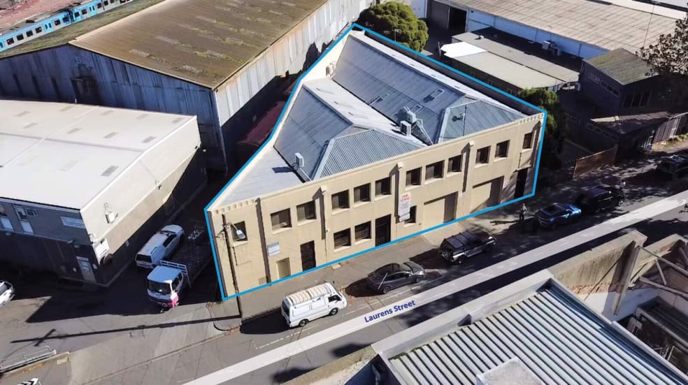 Click to view all images 17-27 Laurens Street West Melbourne VIC 3003 - Image 3