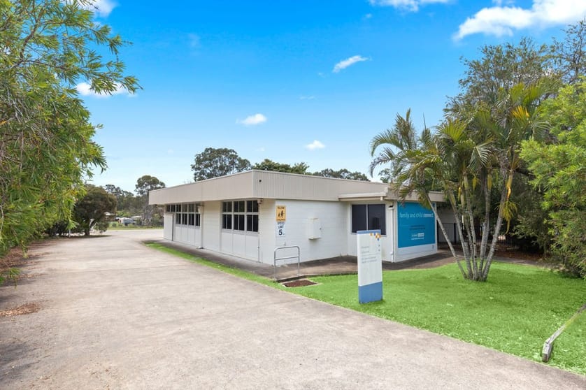 Click to view all images 37 Tavistock Street Torquay QLD 4655 - Image 1