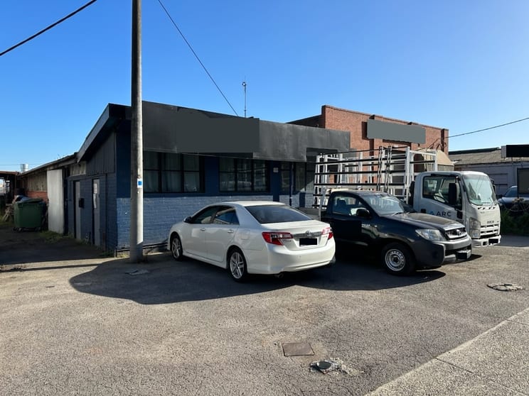 Click to view all images 605 Waterdale Road Heidelberg West VIC 3081 - Image 2
