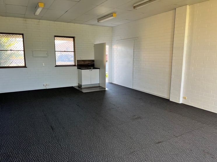Click to view all images Cannington WA 6107 - Image 3
