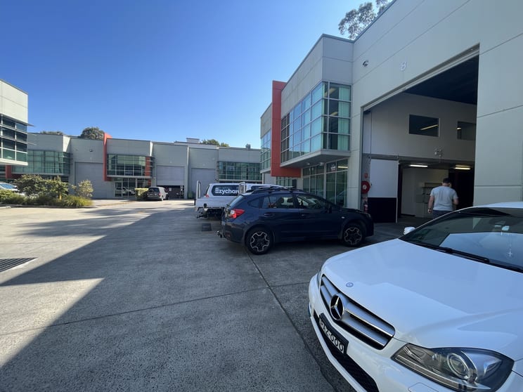 Click to view all images Unit 8/28 Barcoo Street Chatswood NSW 2067 - Image 1