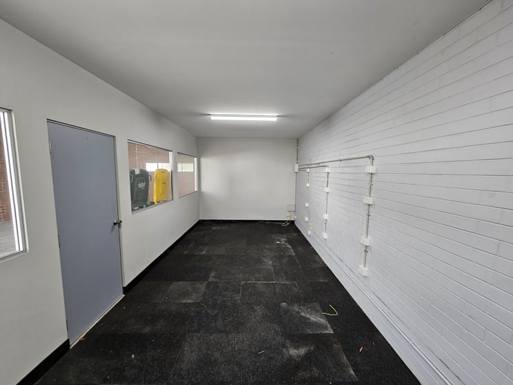 Click to view all images 7/20 Milford Street East Victoria Park WA 6101 - Image 3