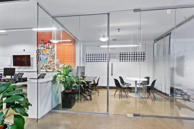 Click to view all images 2/19 Musgrave Street West End QLD 4101 - Image 2