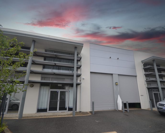 Click to view all images 17/12 Cowcher Place Belmont WA 6104 - Image 1