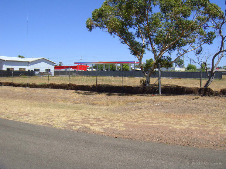 63-65 Hawthorne Street Roma QLD 4455 - Image 1