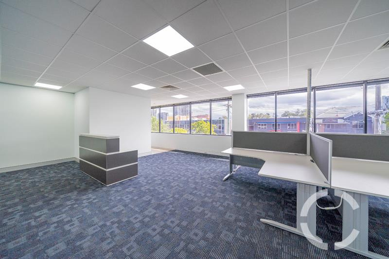 Click to view all images 1/22 Mayneview Street Milton QLD 4064 - Image 2