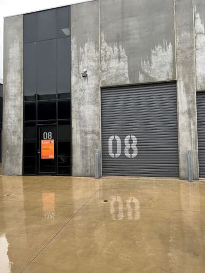 Click to view all images Unit 8/40C Wallace Avenue Point Cook VIC 3030 - Image 1