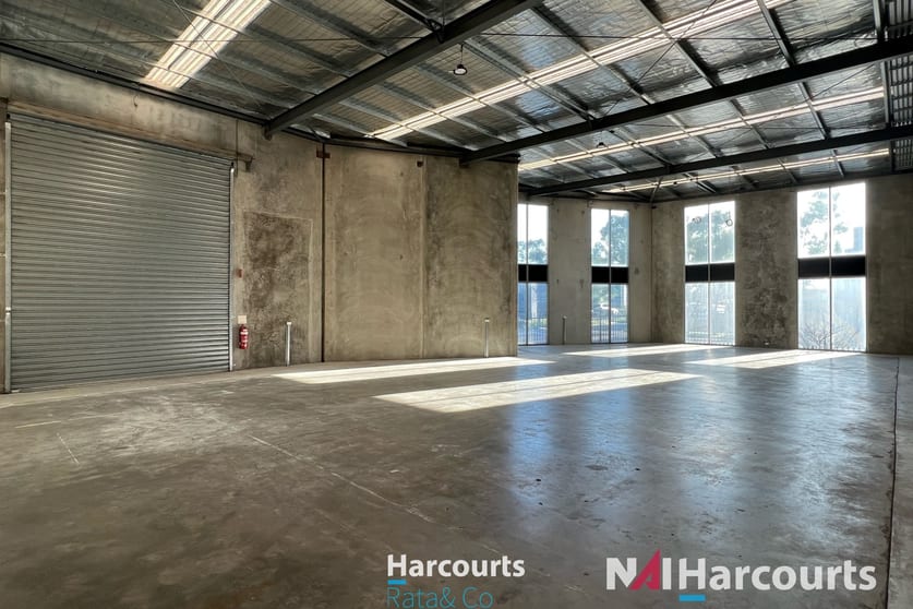 Click to view all images 1 Joyce Court Coburg North VIC 3058 - Image 3