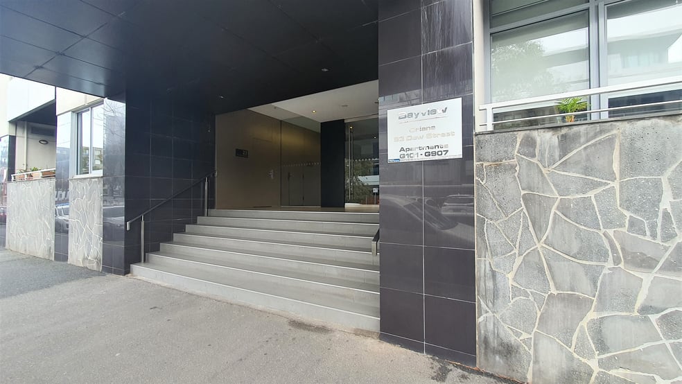 Click to view all images 23/93 Dow Street Port Melbourne VIC 3207 - Image 1