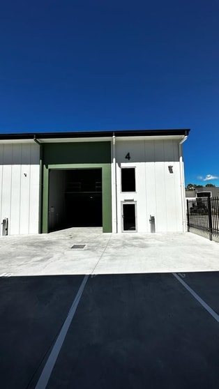 Click to view all images 48 CITY LINK DRIVE Carrara QLD 4211 - Image 2