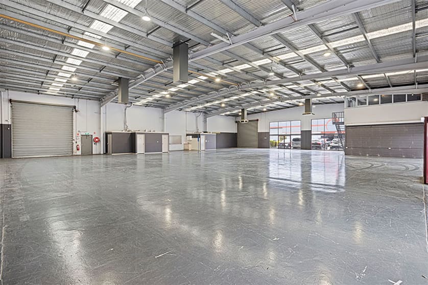 Click to view all images 249 COLCHESTER ROAD Kilsyth VIC 3137 - Image 3
