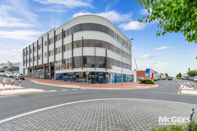 Click to view all images Level 3/3 South Terrace Murray Bridge SA 5253 - Image 1