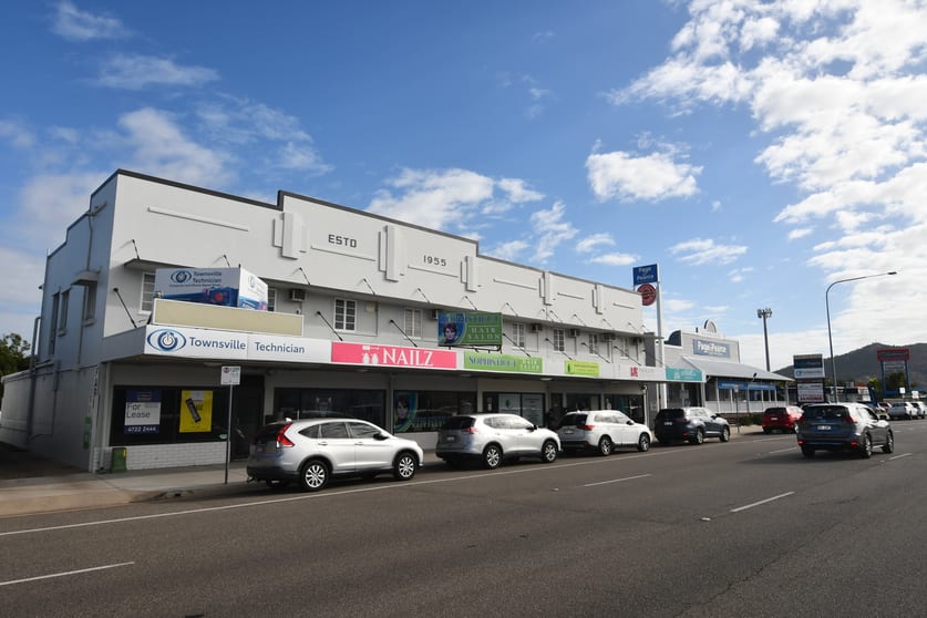 Click to view all images 1/273 Charters Towers Road Mysterton QLD 4812 - Image 3