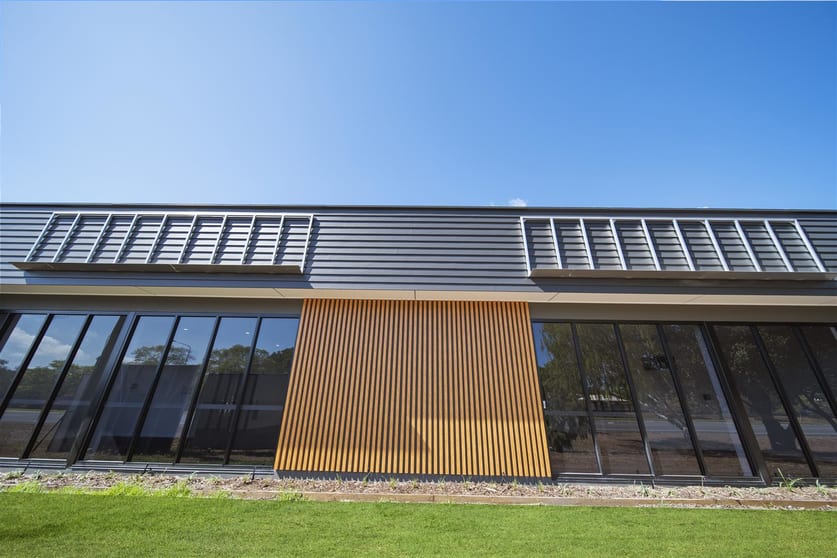 Click to view all images 7 Woolcock Street Hyde Park QLD 4812 - Image 2