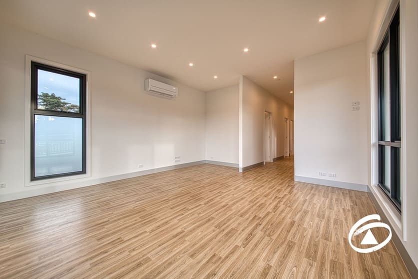 Click to view all images 280-282 Belgrave-Hallam Road Narre Warren North VIC 3804 - Image 3