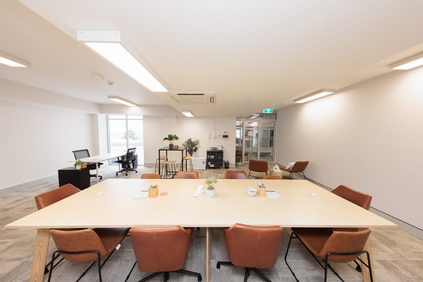 Click to view all images Level 4, 404/46-48 East Esplanade Manly NSW 2095 - Image 1