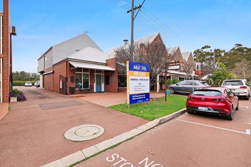 Click to view all images Unit 2/106 Swan Street Guildford WA 6055 - Image 2