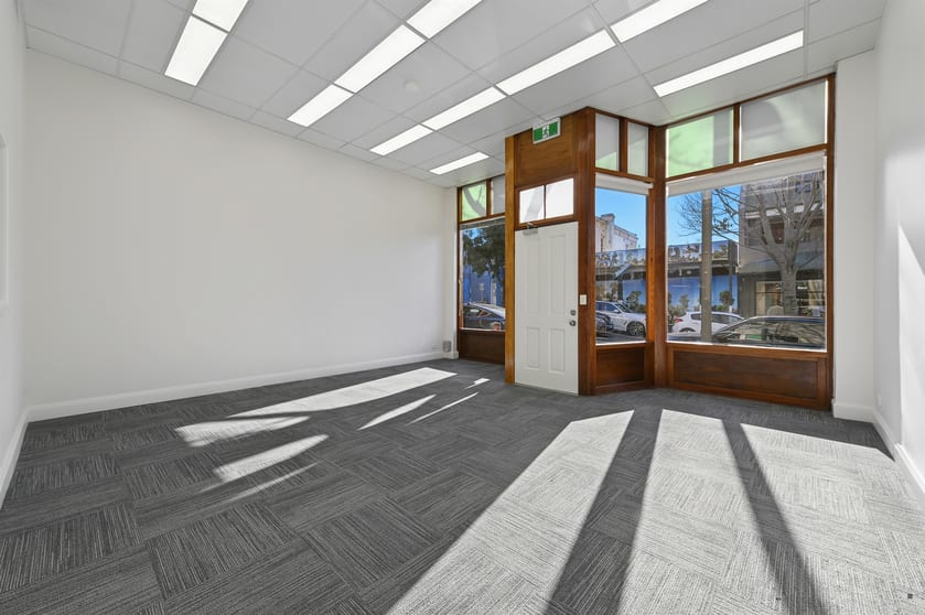 Click to view all images 112A Glebe Point Road Glebe NSW 2037 - Image 2