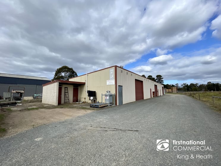 Click to view all images 3/627 Main Street Bairnsdale VIC 3875 - Image 1