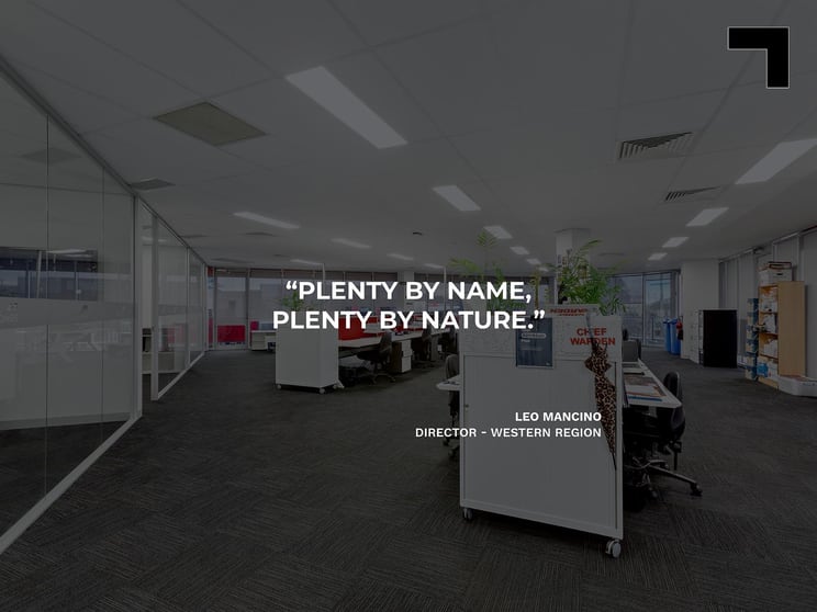 Click to view all images 797 Plenty Road South Morang VIC 3752 - Image 3