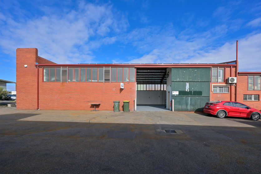 Click to view all images 1/120 Briggs Street Welshpool WA 6106 - Image 2