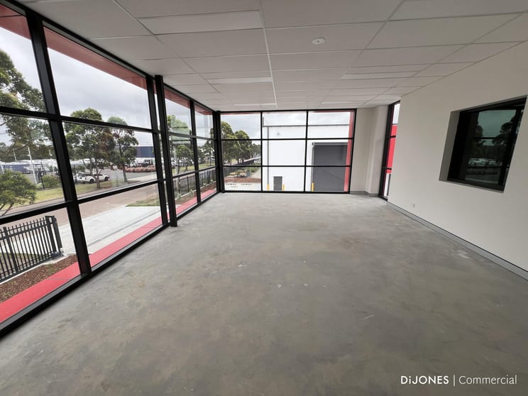 Click to view all images 4/6 Brussels Road Wyong NSW 2259 - Image 3