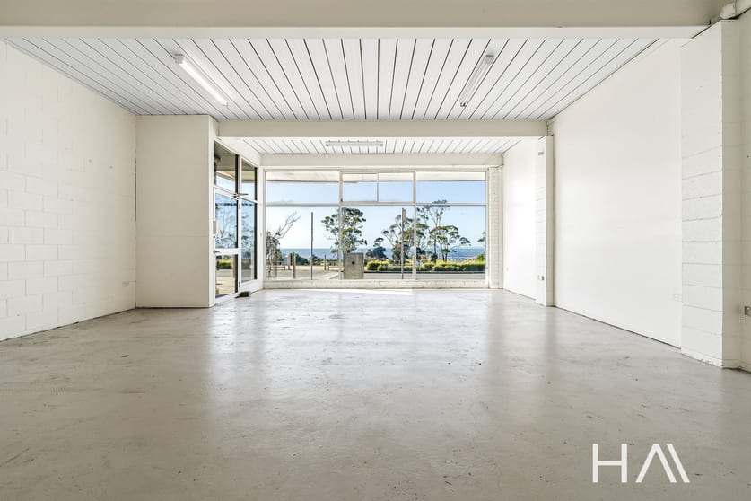 Click to view all images Shop 6/85 Main Street Bridport TAS 7262 - Image 2