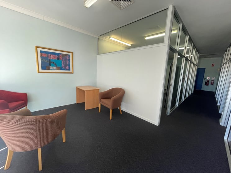 Click to view all images 1 & 2/108 Beardy Street Armidale NSW 2350 - Image 3