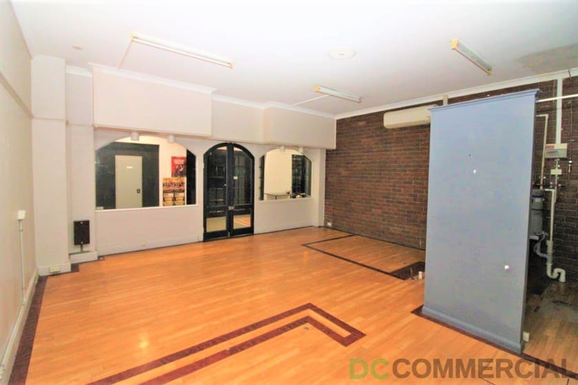 Click to view all images 2/191 Margaret Street Toowoomba City QLD 4350 - Image 2