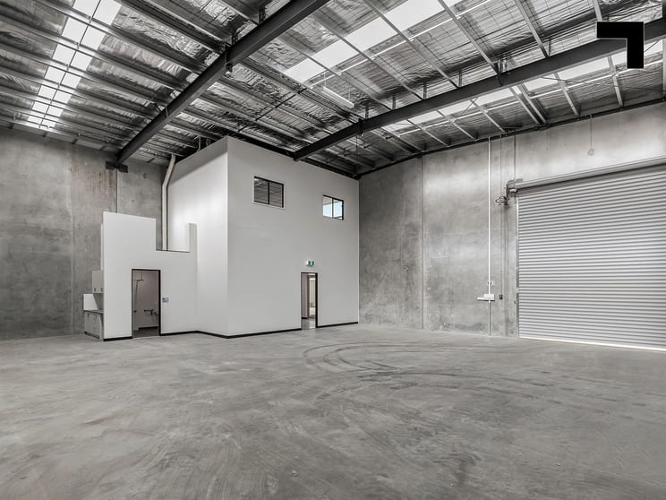 Click to view all images 59 Paraweena Drive Truganina VIC 3029 - Image 2