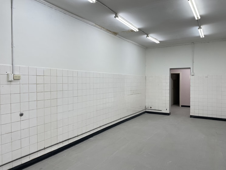 Click to view all images 260 Hampshire Road Sunshine VIC 3020 - Image 3