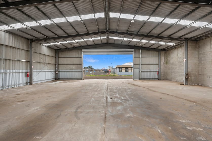 Click to view all images (Rear of) Station Street Norlane VIC 3214 - Image 2