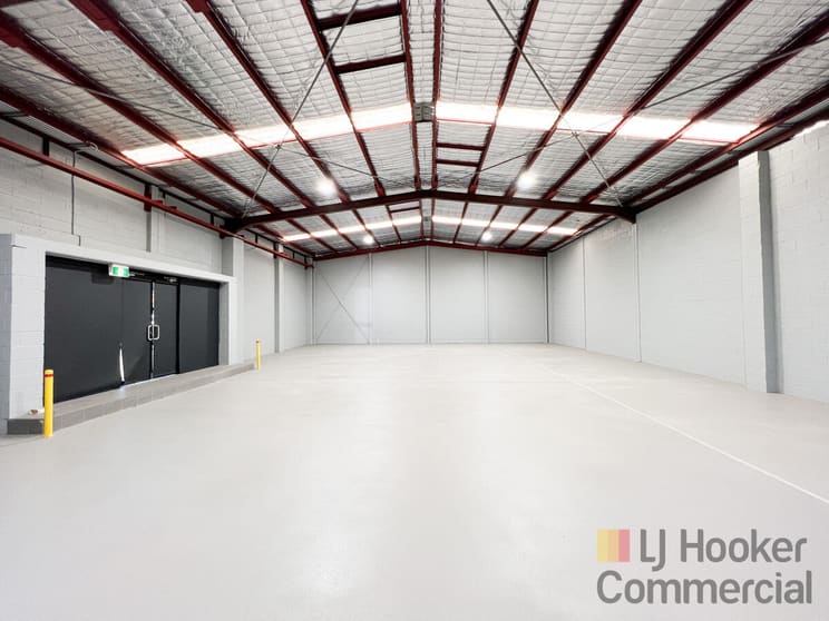 Click to view all images 1/5 Bonnal Road Erina NSW 2250 - Image 2