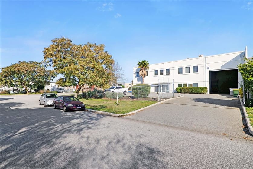 Click to view all images 10A Pavers Circle Malaga WA 6090 - Image 3
