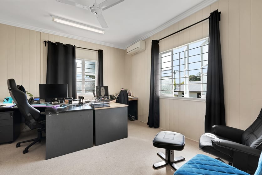 Click to view all images Suite 4/6 Emerald Street Cooroy QLD 4563 - Image 2