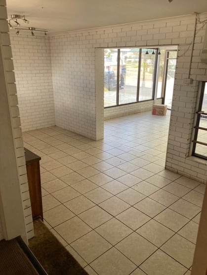 Click to view all images 1/121 Oxley Station Road Oxley QLD 4075 - Image 3