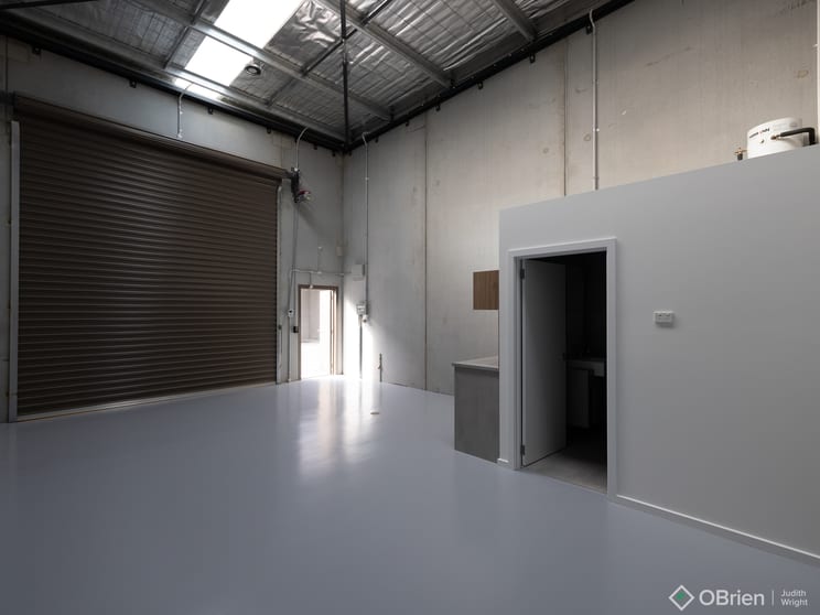 Click to view all images 16/16 Shorland Way Cowes VIC 3922 - Image 3