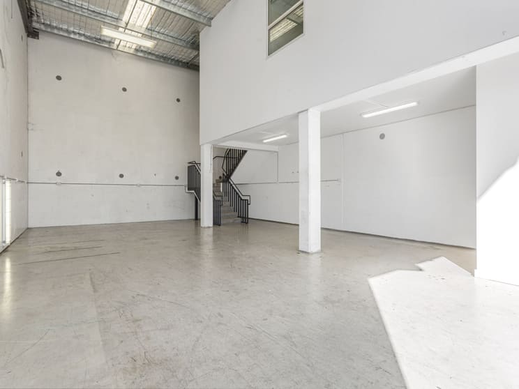 Click to view all images 40/10 Anderson St Banksmeadow NSW 2019 - Image 2