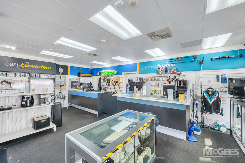 Click to view all images 4 & 5/113 Jetty Road Glenelg SA 5045 - Image 3
