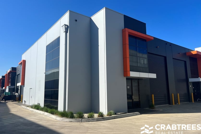 Click to view all images 52 Axis Crescent Dandenong South VIC 3175 - Image 1