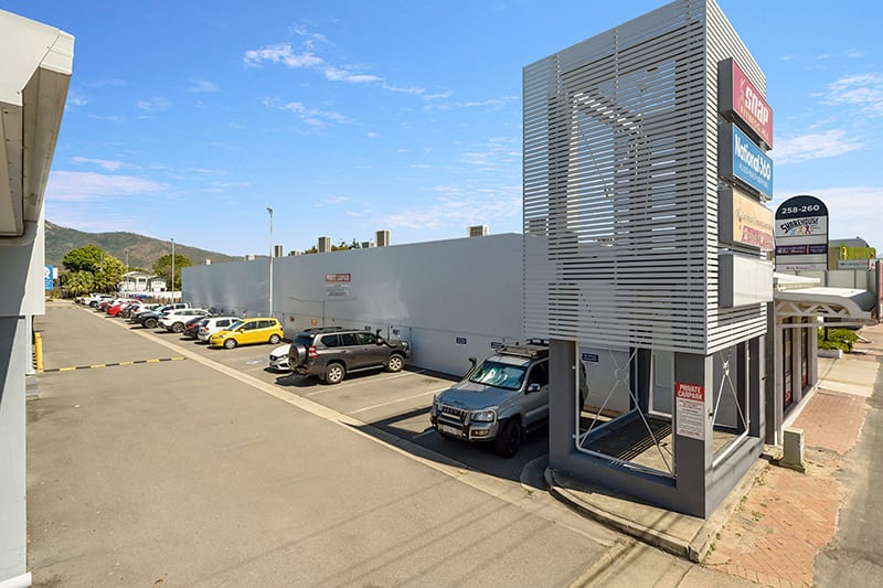 Click to view all images Lease D & E/254 Ross River Road Aitkenvale QLD 4814 - Image 2