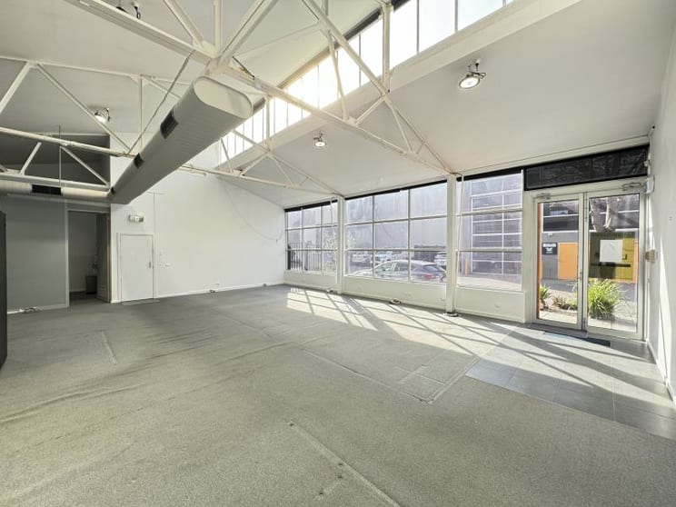 Unit 2, 343 Plummer Street Port Melbourne VIC 3207 - Image 2
