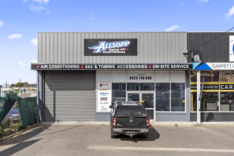 Click to view all images 384A Thompson Road/384A Thompson Road North Geelong VIC 3215 - Image 1