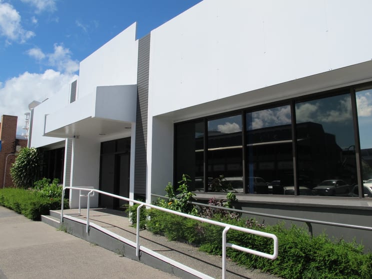 Click to view all images 11-15 Sheridan Street Cairns City QLD 4870 - Image 3